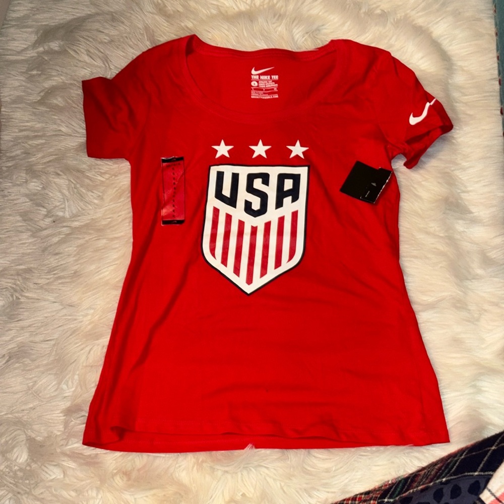 usa women’s soccer tee